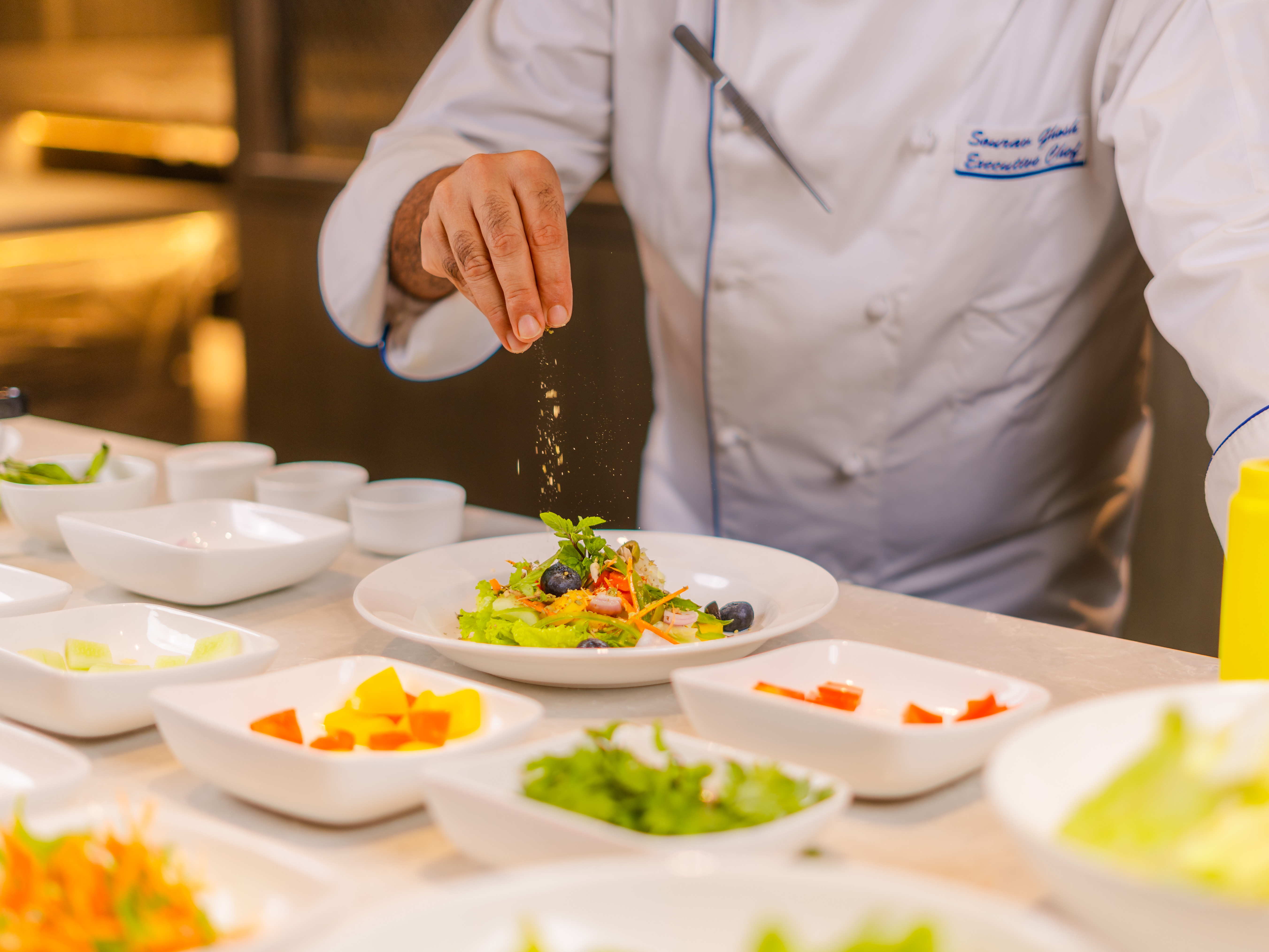 Food 18 — EliteInn portfolio